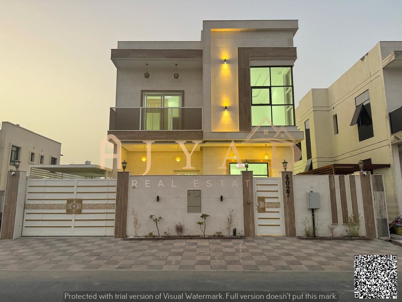 Villa for sale in Ajman at a bargain price, including water and electricity. Excellent location. Freehold ownership for life for all nationalities wit