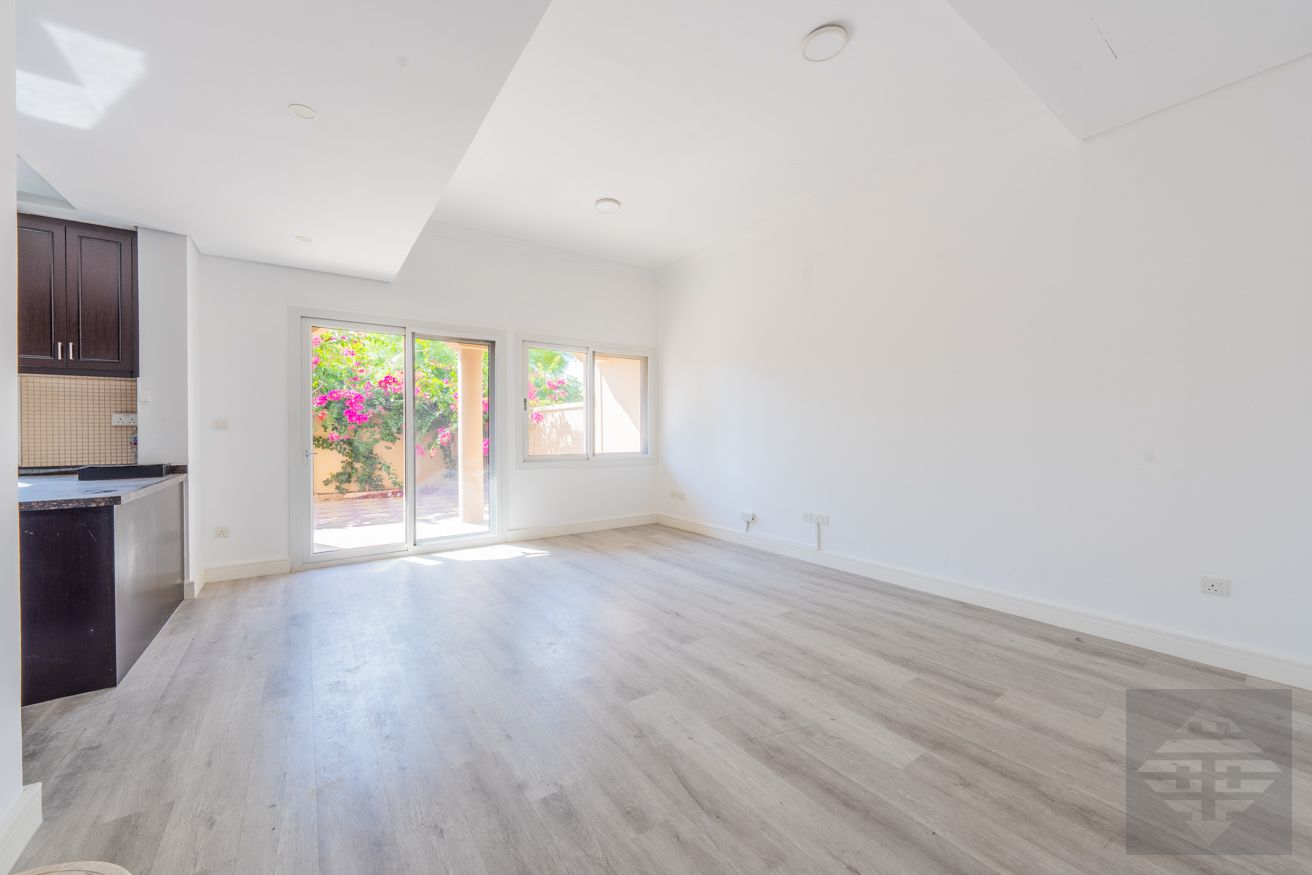 Vacant 2BR+Maid's | Private Garden | Middle Unit