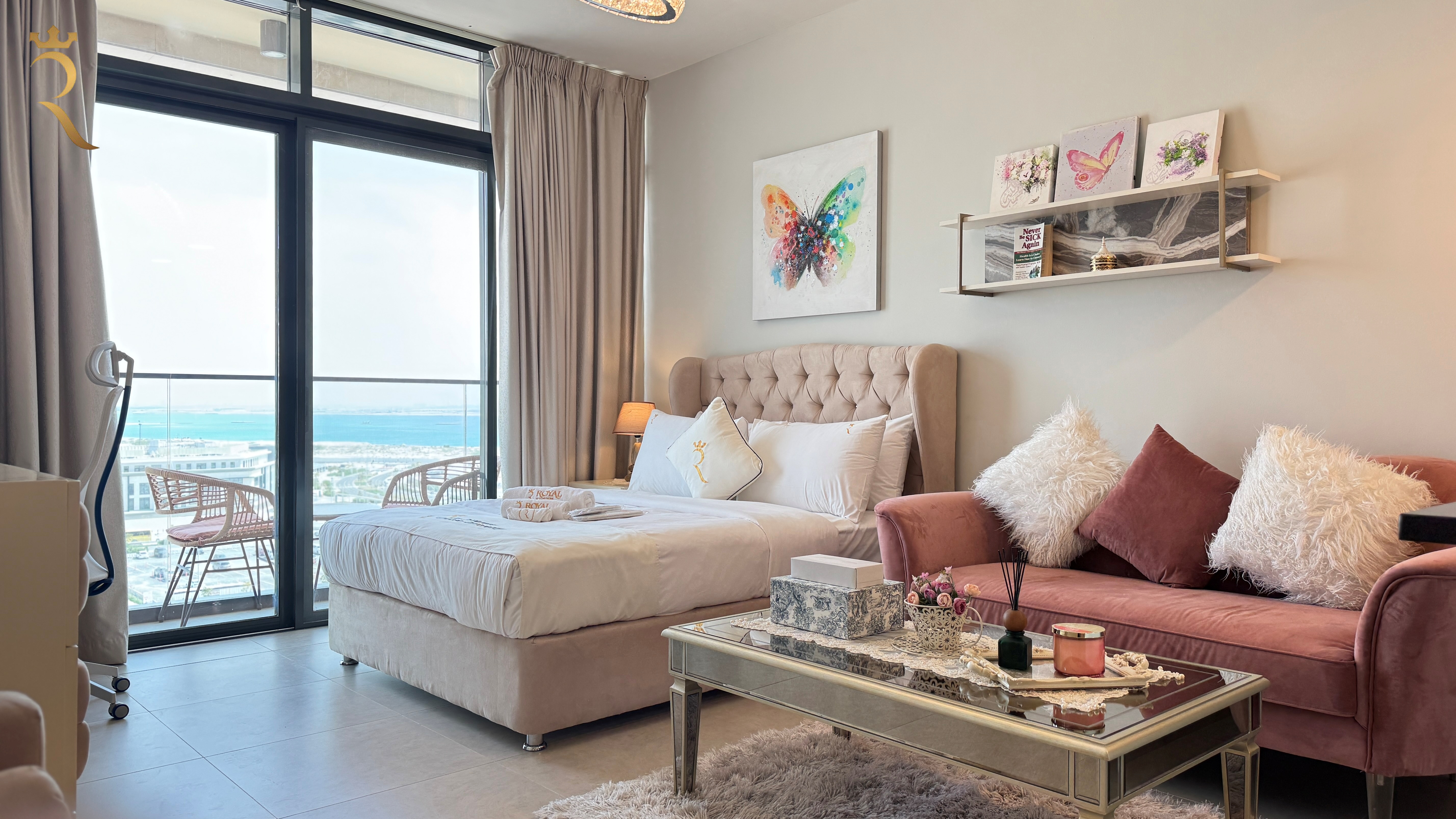 Soho Saadiyat Luxe Studio | Modern Comfort