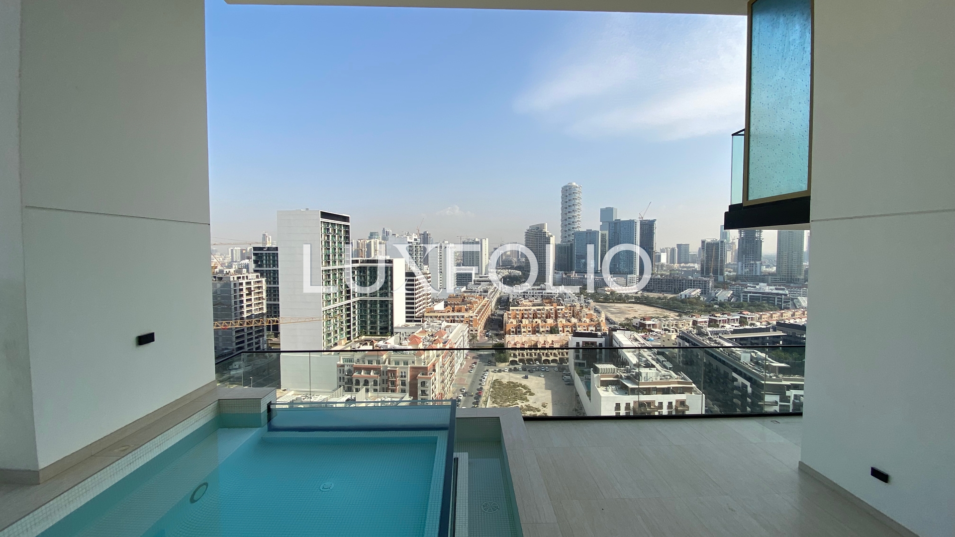 Private Pool | Huge Layout | High Floor