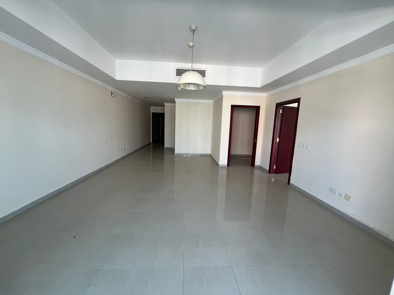 Free AC & gym, 4 payments, security deposit required