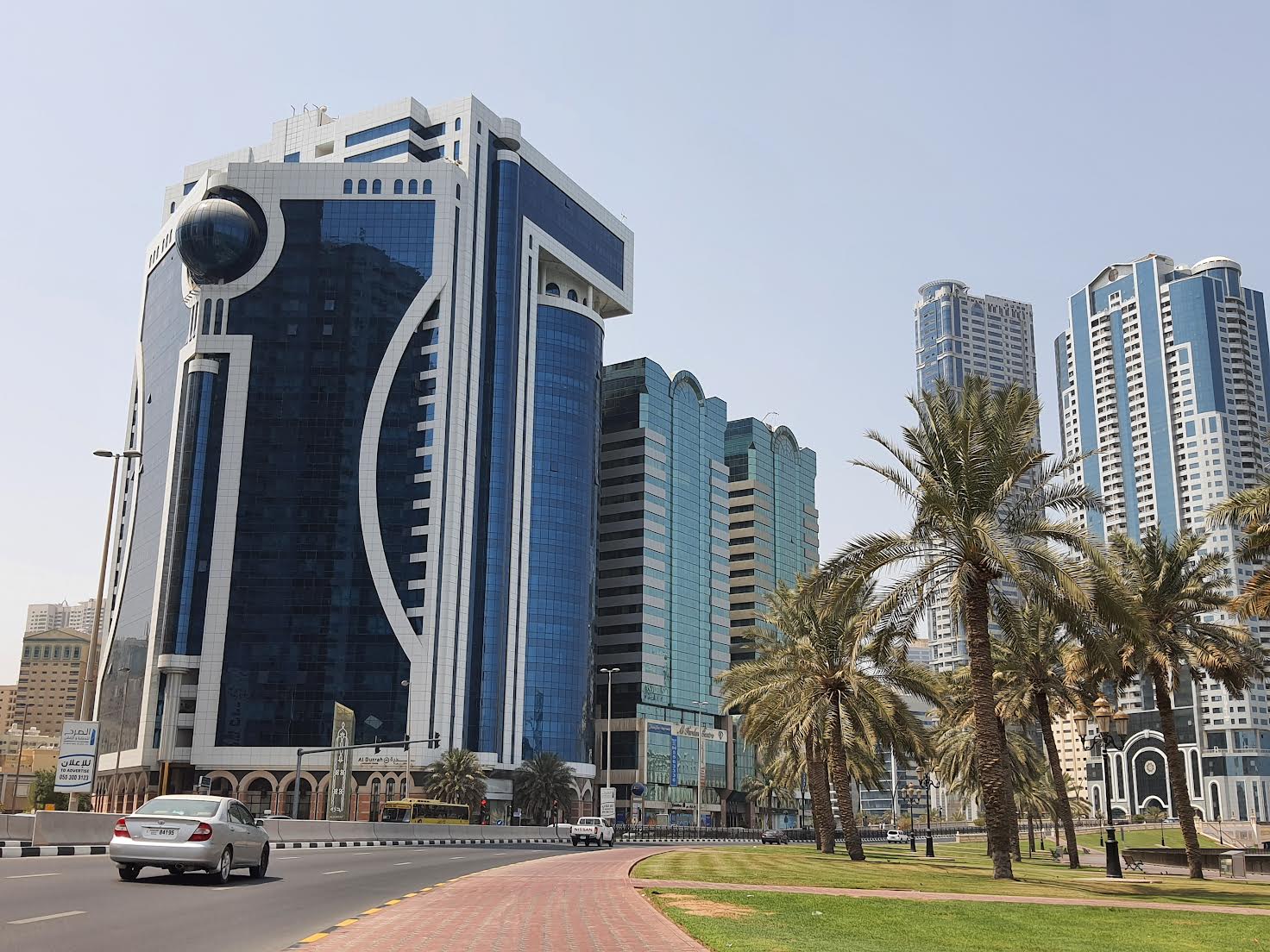 HOTT OFER ON 3 BR HALL APARTMENTS,65K,75K 85K,90K,95K,1 MONTH FREE NEAR AL FARDAN CENTER ON CANAL QASBA FACING BUHAIRA CORNICHE BEHIND LAFAH SHAWARMAN