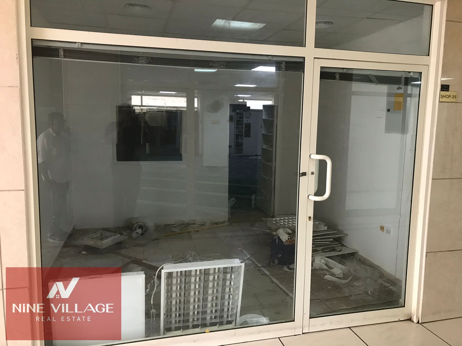 Ground Floor Shop / Office for Rent