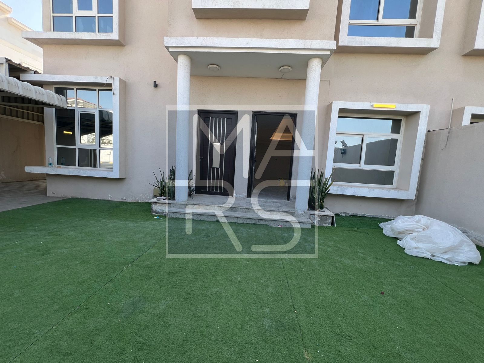 4-Bedroom Family Villa for Rent Well-Kept & Clean Interiors Al Hoshi, Sharjah.