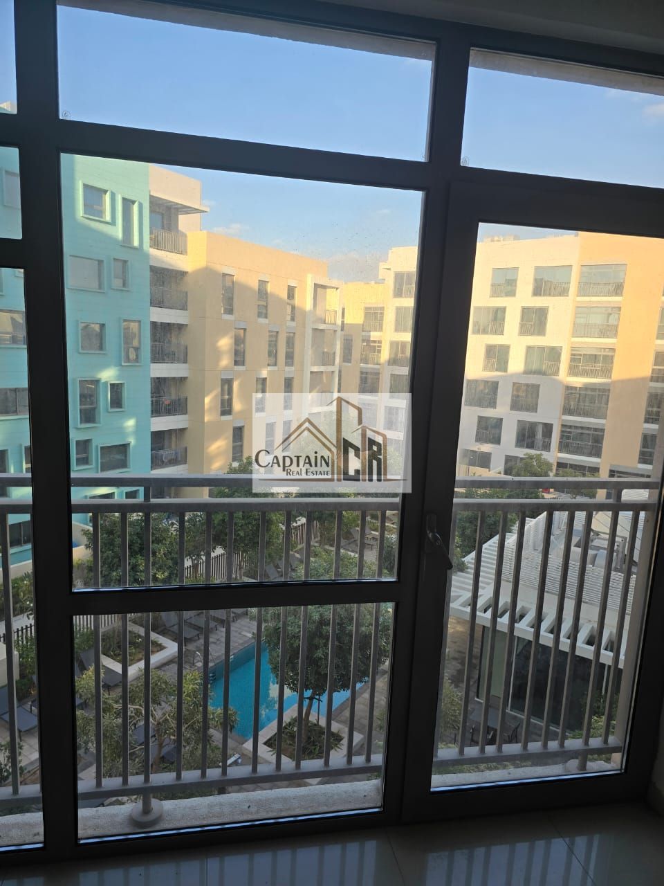 Spacious 1BHK Apartment for Rent in Woroud 1 | 900 SQFT | Open Kitchen | Pool & Gym | 60K in 4 Cheques
