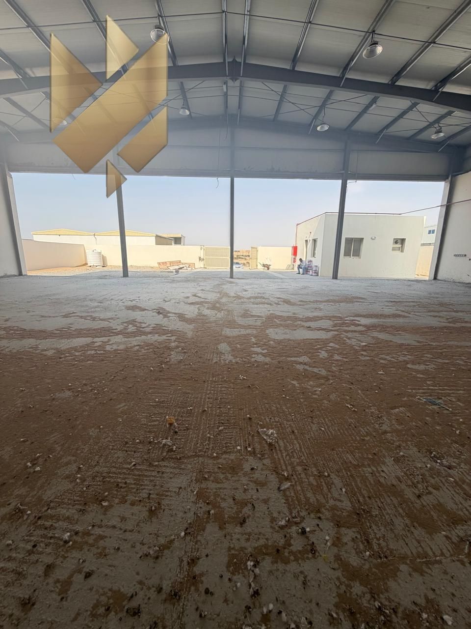 Yard with warehouse, 10,000 sq ft | 73 kW power | Main road