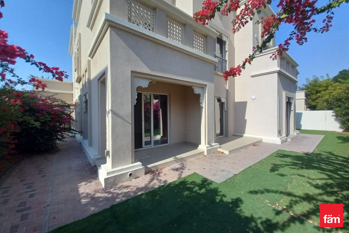 Limited Offer | Close To Pool | Arabic Style