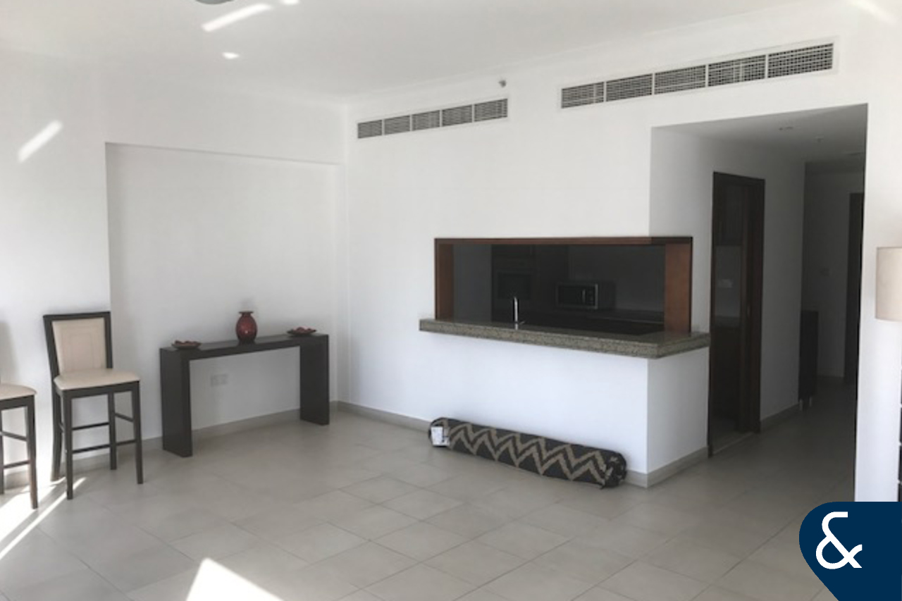 Unfurnished | Vacant March | Best Price