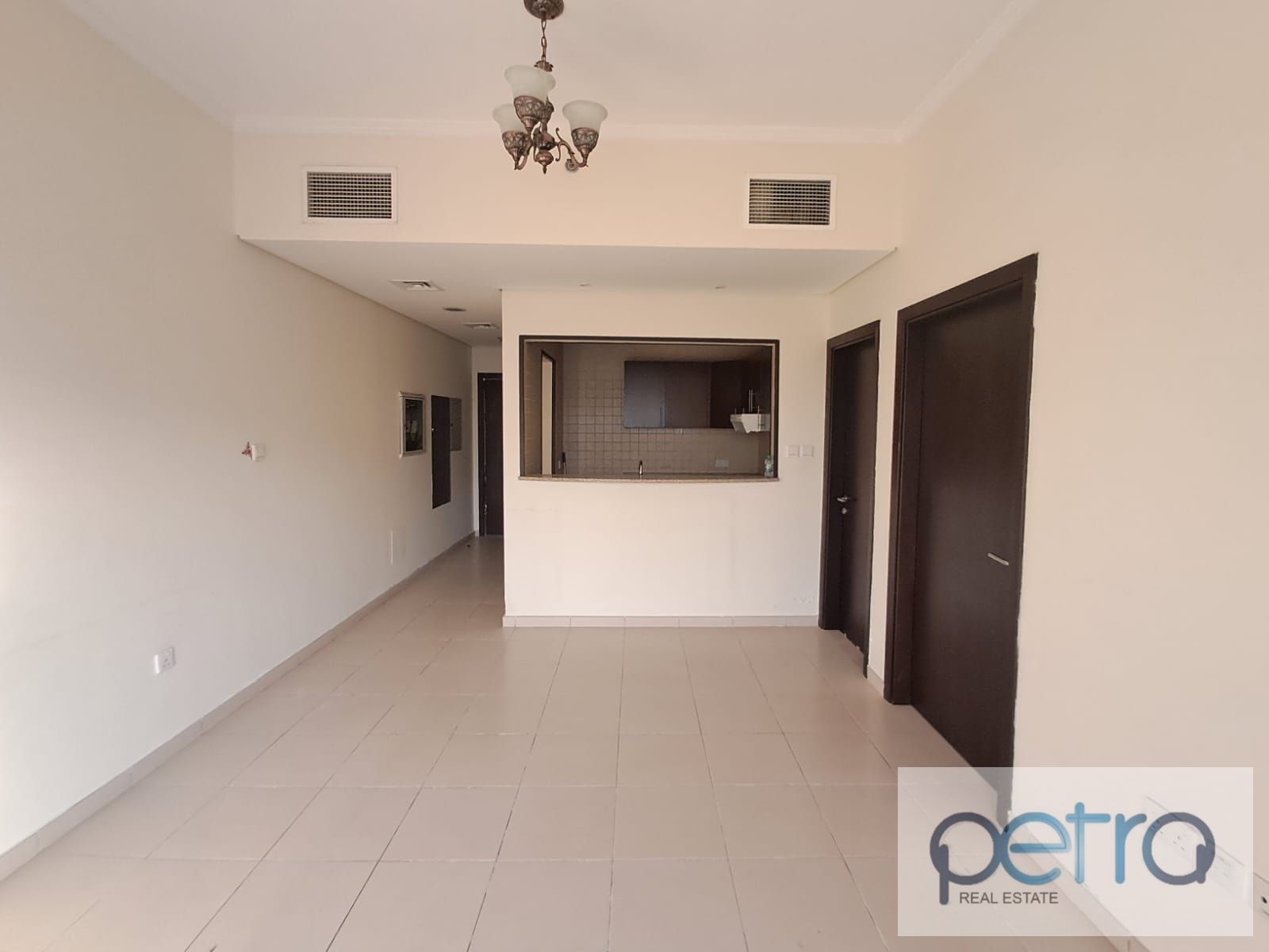 Spacious 1BR Apartment | Prime Location | Modern Closed Kitchen