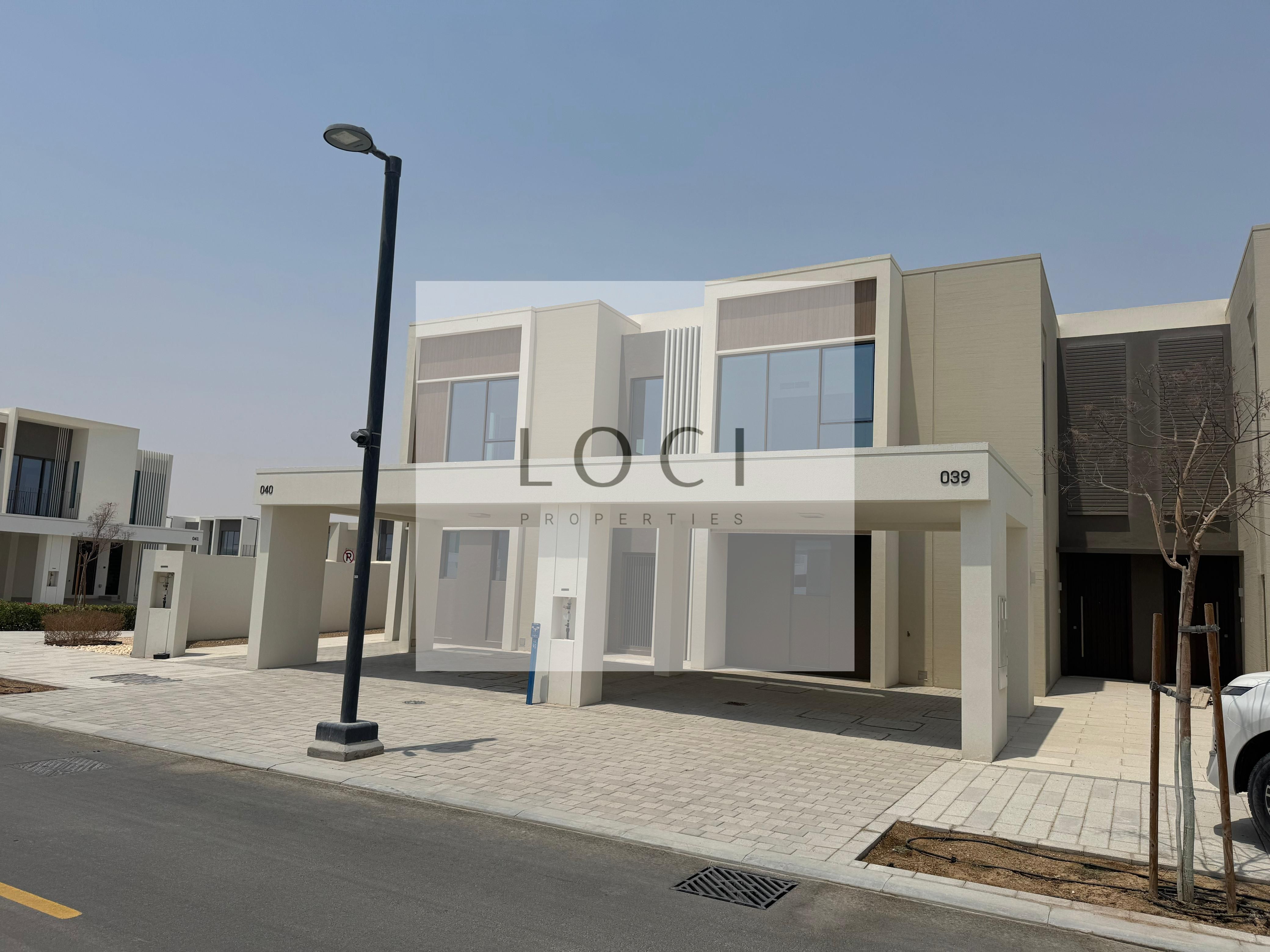 SPACIOUS LAYOUT | READY TO MOVE | GREAT LOCATION