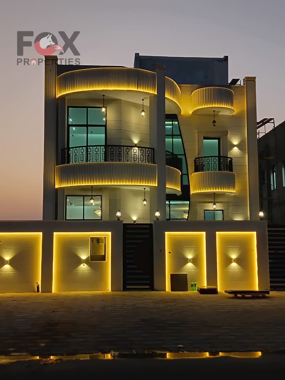 Villa for Sale in Al Helio 1 with Spacious Layout, 5 Bedrooms, Majlis and Family Living Areas