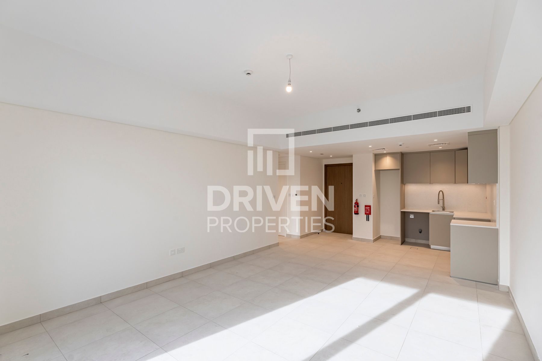 Low Floor | Luxury Living | Ready to Move in