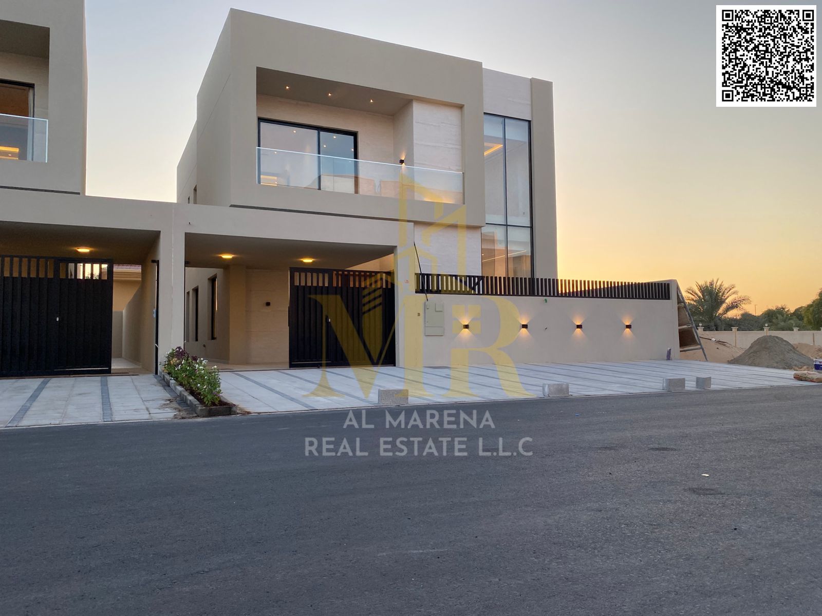 Luxury Villa with Hotel Finishes in Al Zahia | 5 Master Bedrooms + Maid's Room | 30m Setback | Freehold for All Nationalities | Special Price Compared