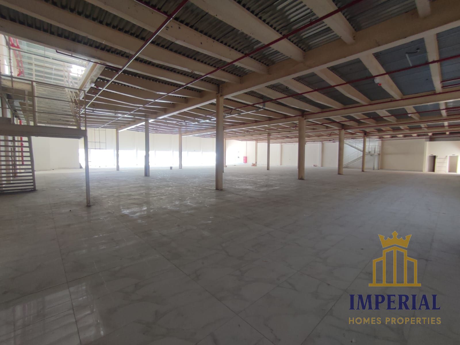 The largest space for rent in Ajman - 31,000 square feet - Al Jurf 3 behind the Chinese market