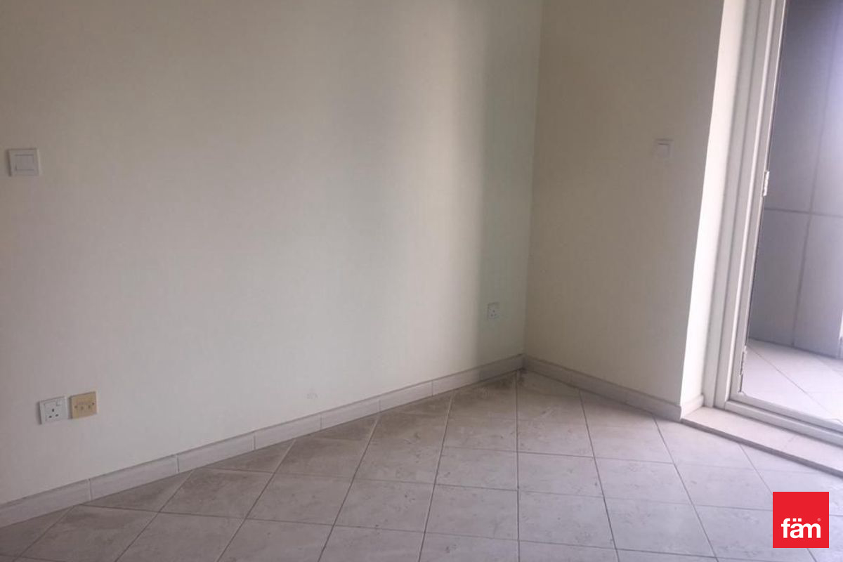 Vacant| View Of Hub Canal| Spacious