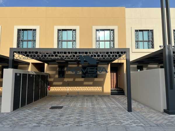 Brand New | Freehold | hot deal