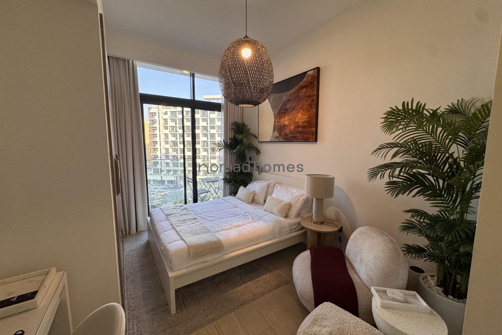 FULLY FURNISHED STUDIO | MOVE-IN READY | MBR CITY