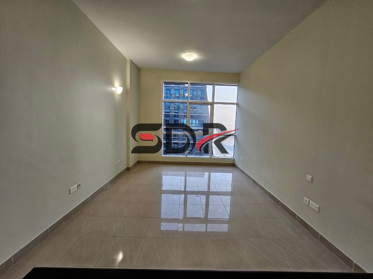 Vacant Now | Studio | Parking | Gym | Pool