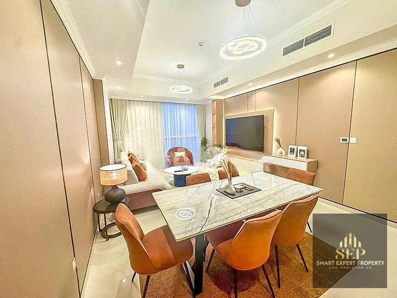 Downtown Living | Large 2BR Near Burj Khalifa