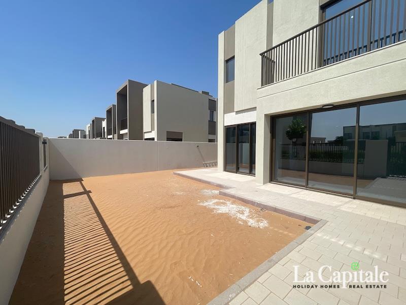 Garden and Pool View | Ready to Move | Maintained