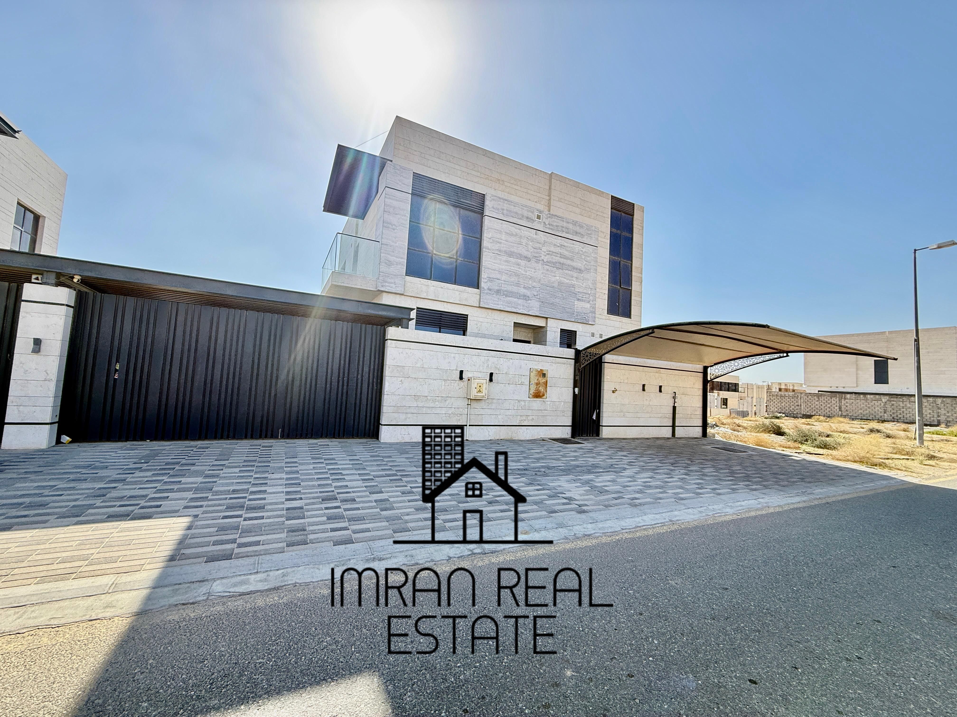 Spacious 4BR in Hoshi | Family Society | Huge Size Villa