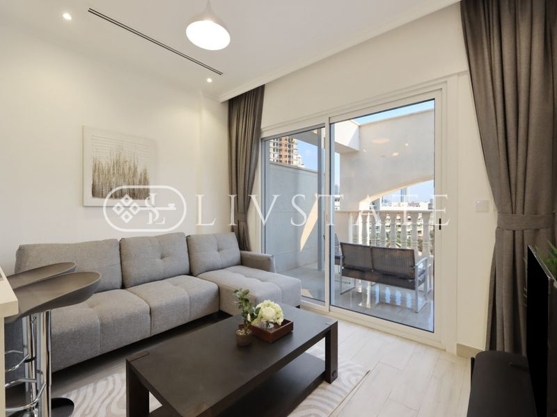Large Balcony | Spacious Layout | Park View