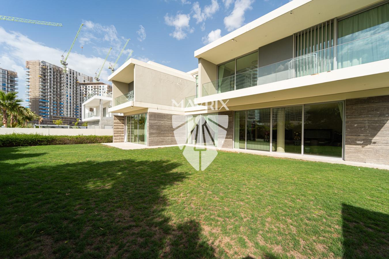 Spacious| Prime Location |Fully Furnished | Vacant
