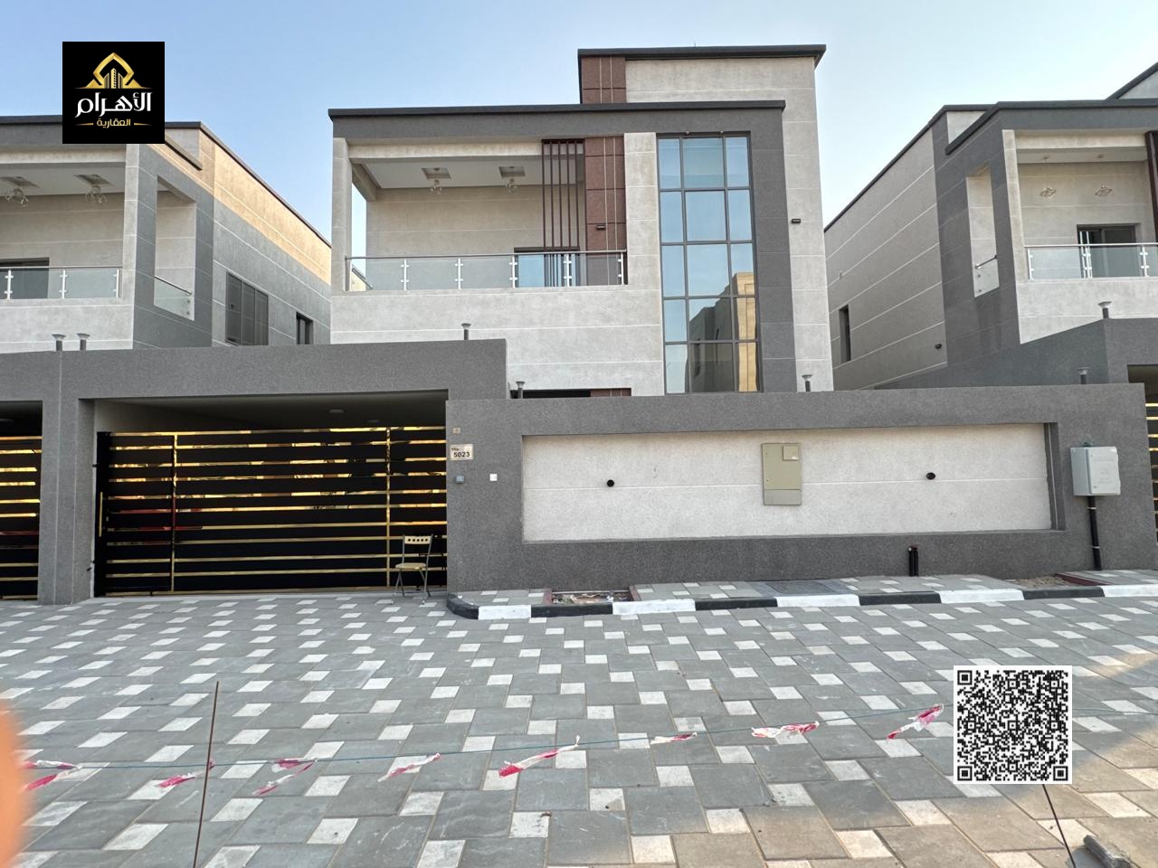 Villa for sale – Al Helio 2, Ajman | 4 master bedrooms + majlis + living room + maid's room | Modern luxury design | Includes registration fees and ce