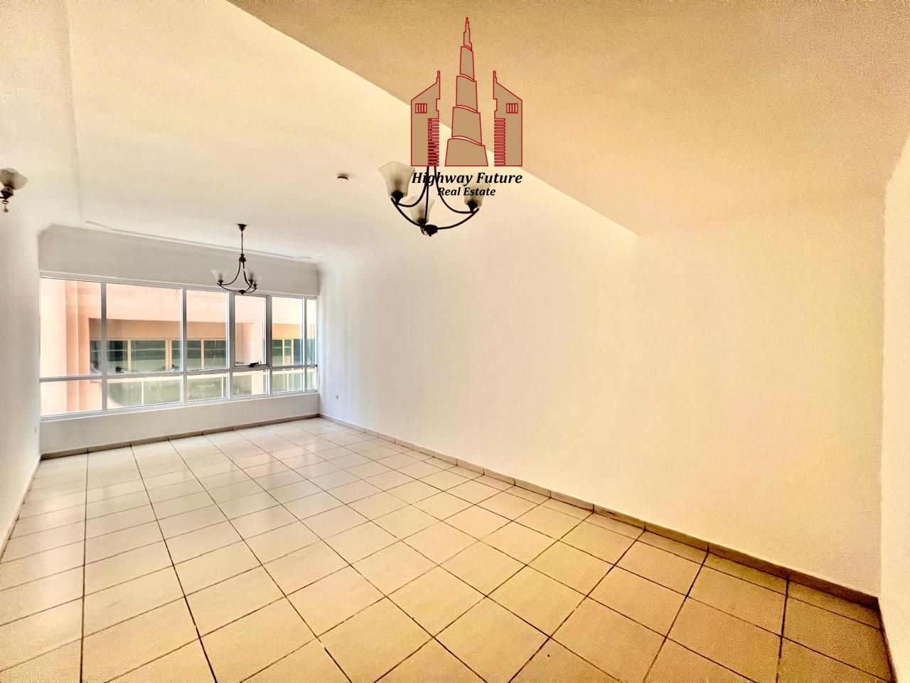 Spacious 2bhk apartment with balcony and prime location