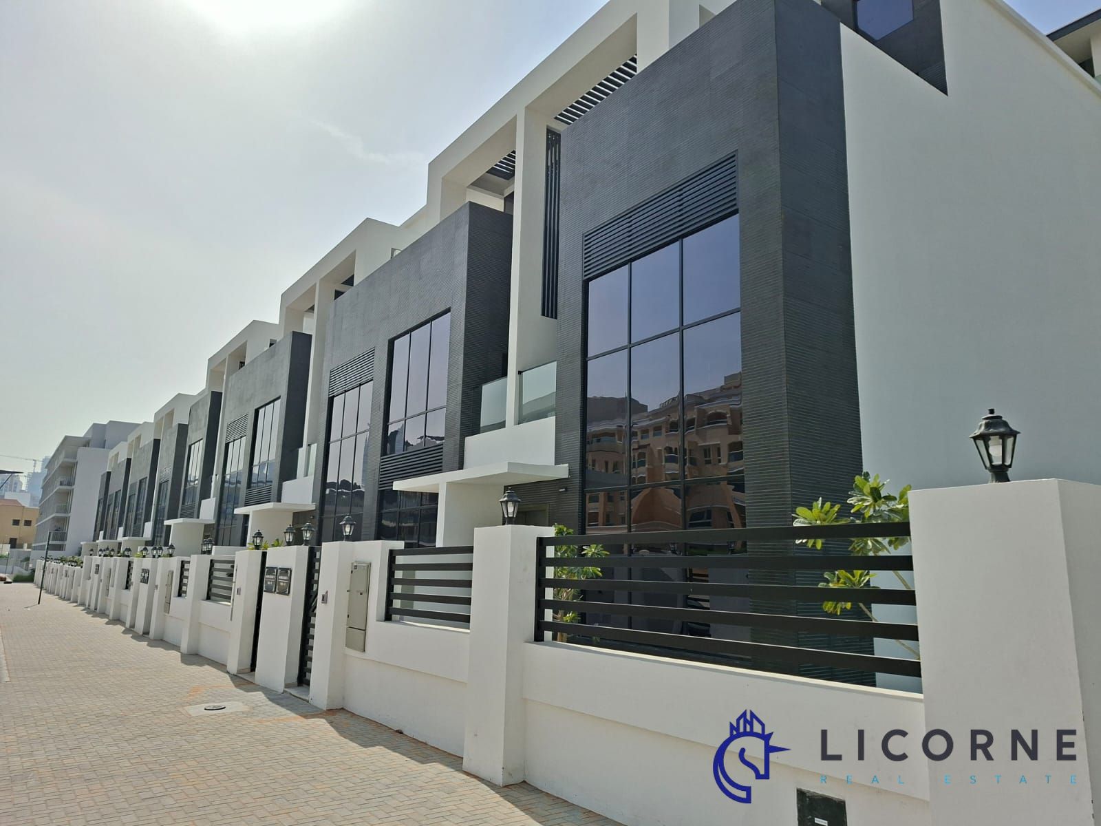 Contemporary Living | Modern Villa | Expansive