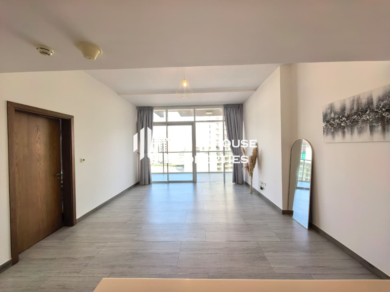 Spacious & Upgraded Unit For Rent I High End Quality I With JVC View