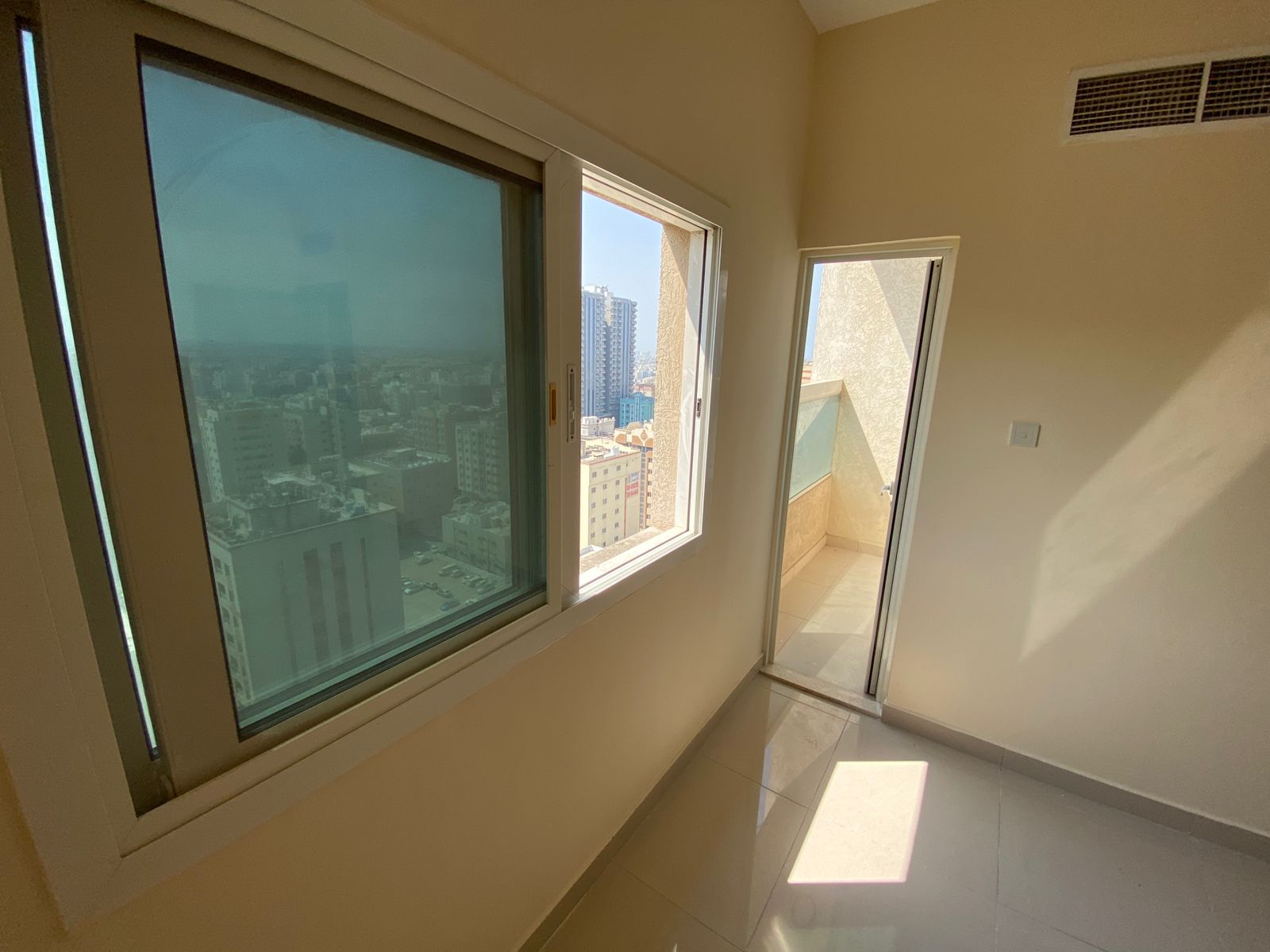 We're more than just a service; you deserve the best. In the heart of the city, close to everything you need. A well-appointed residence that combin