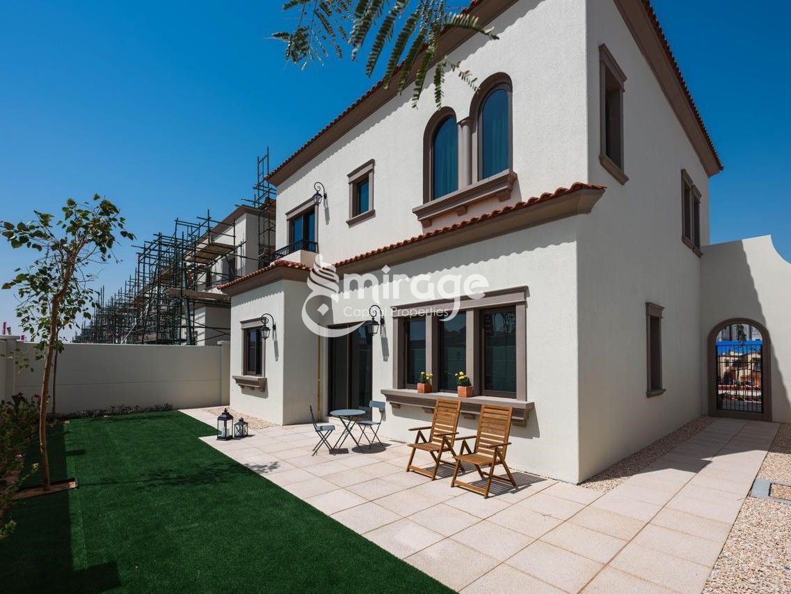 Single Row | Corner 4BR Villa | Premium Location