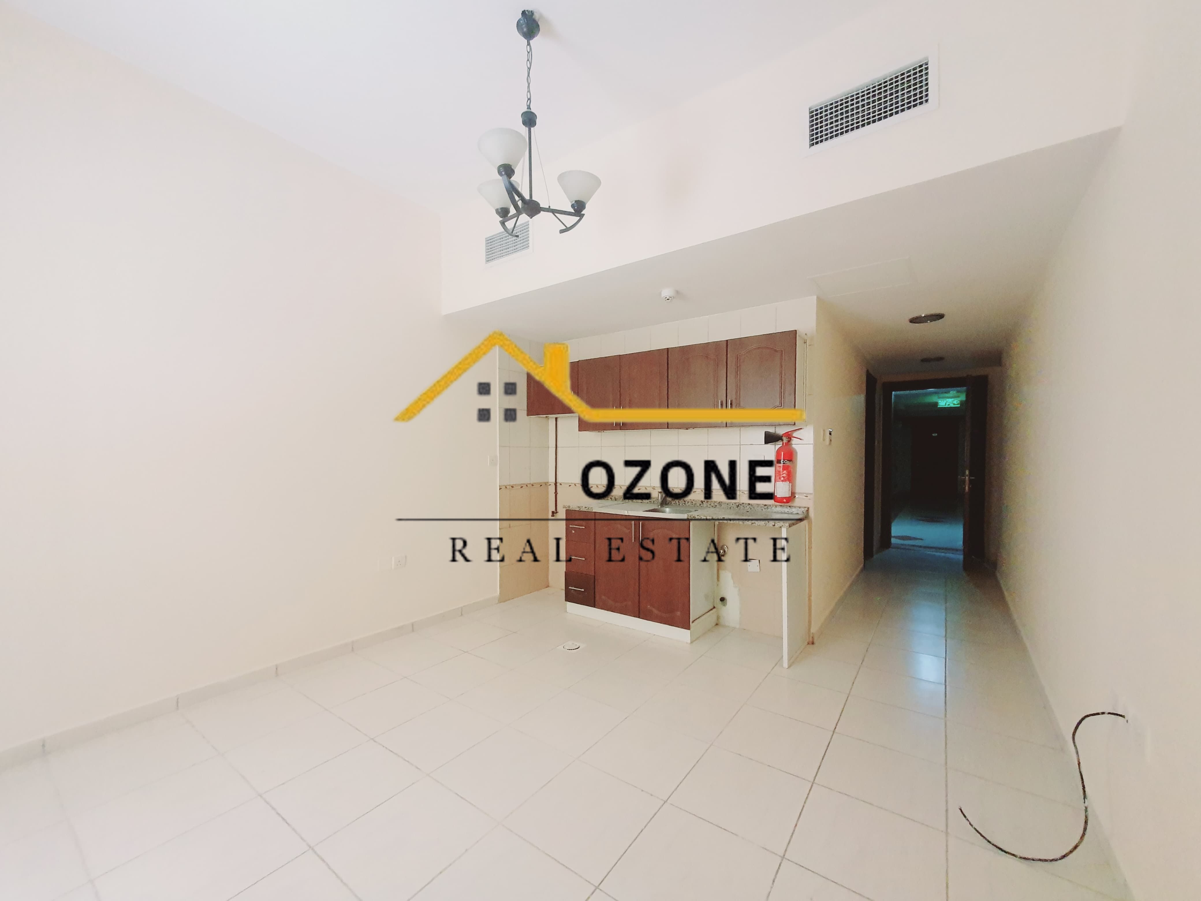 6 or 12 CHEQUE PAYMENT ACCEPTED - FAMILY RESIDENCE - OPPOSITE NEW MUWAILEH PARK