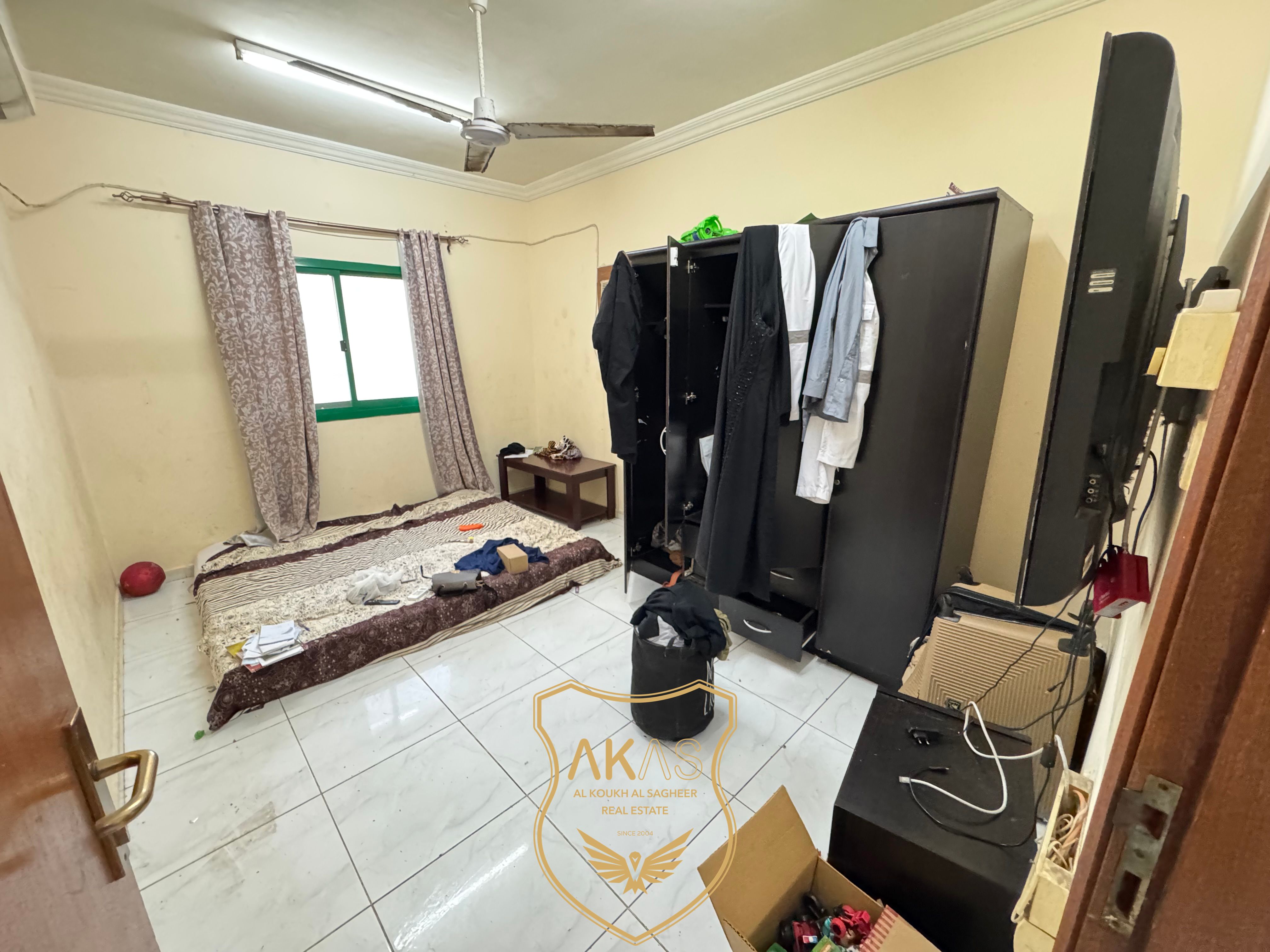 Spacious Studio with Separate Kitchen | Balcony | Rolla