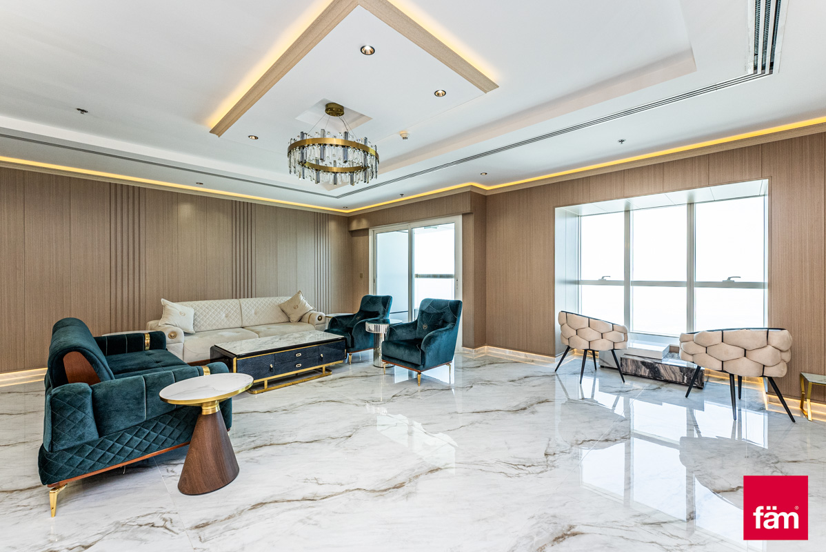 Upgraded|Panoramic Views|Tastefully Furnished