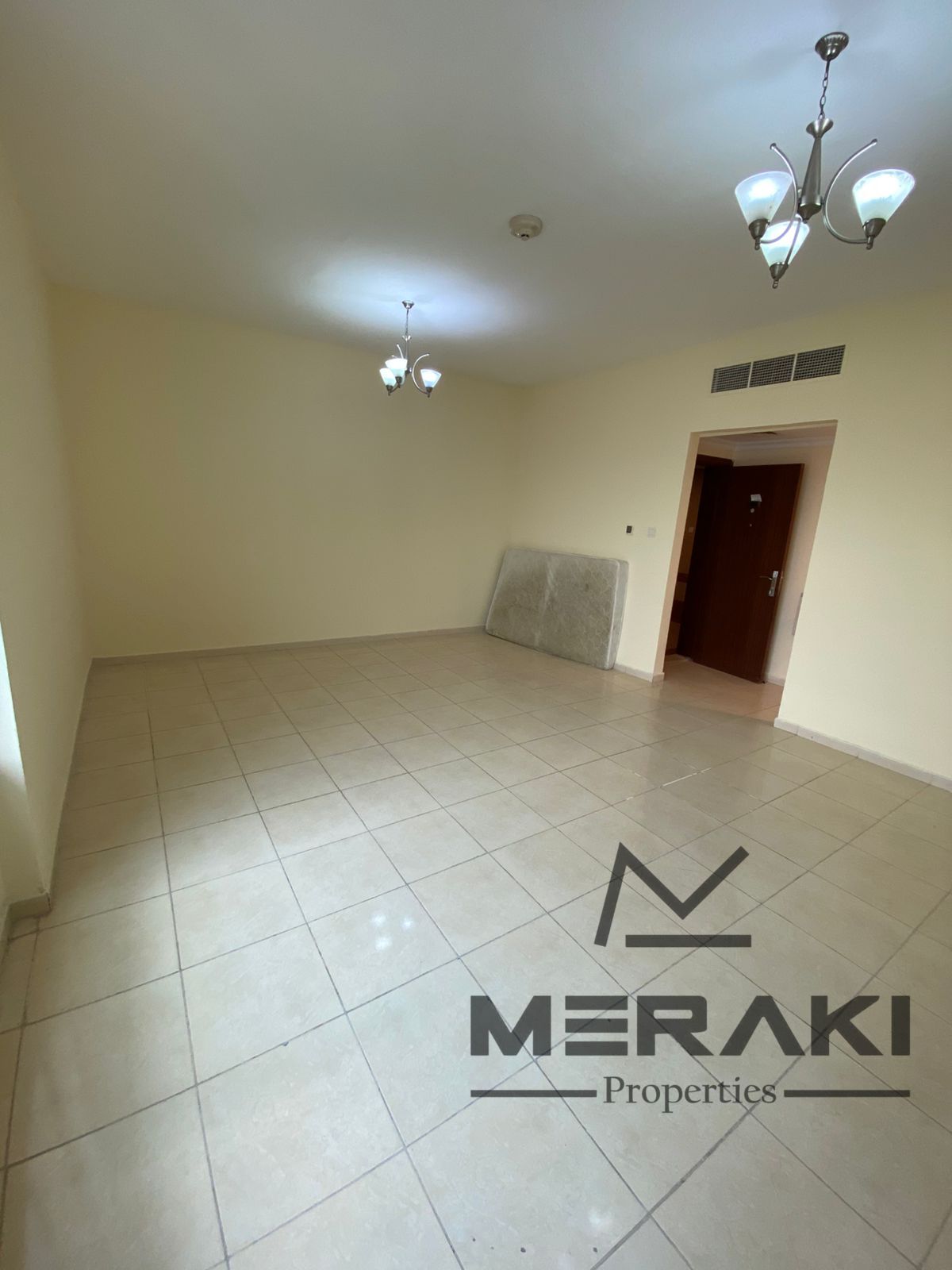 2Bedroom Resale Apartment – Freehold for All Nationalities – Ready to Move In