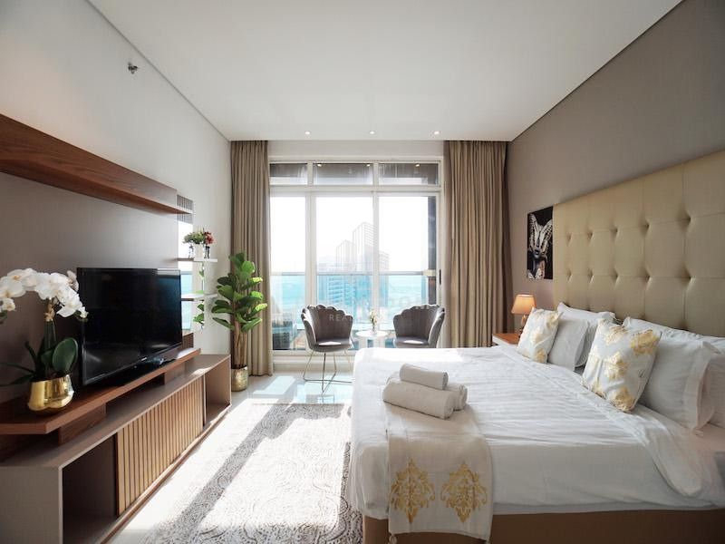 Fully Furnished Studio | High Floor | Full Canal View | The Voleo, Business Bay