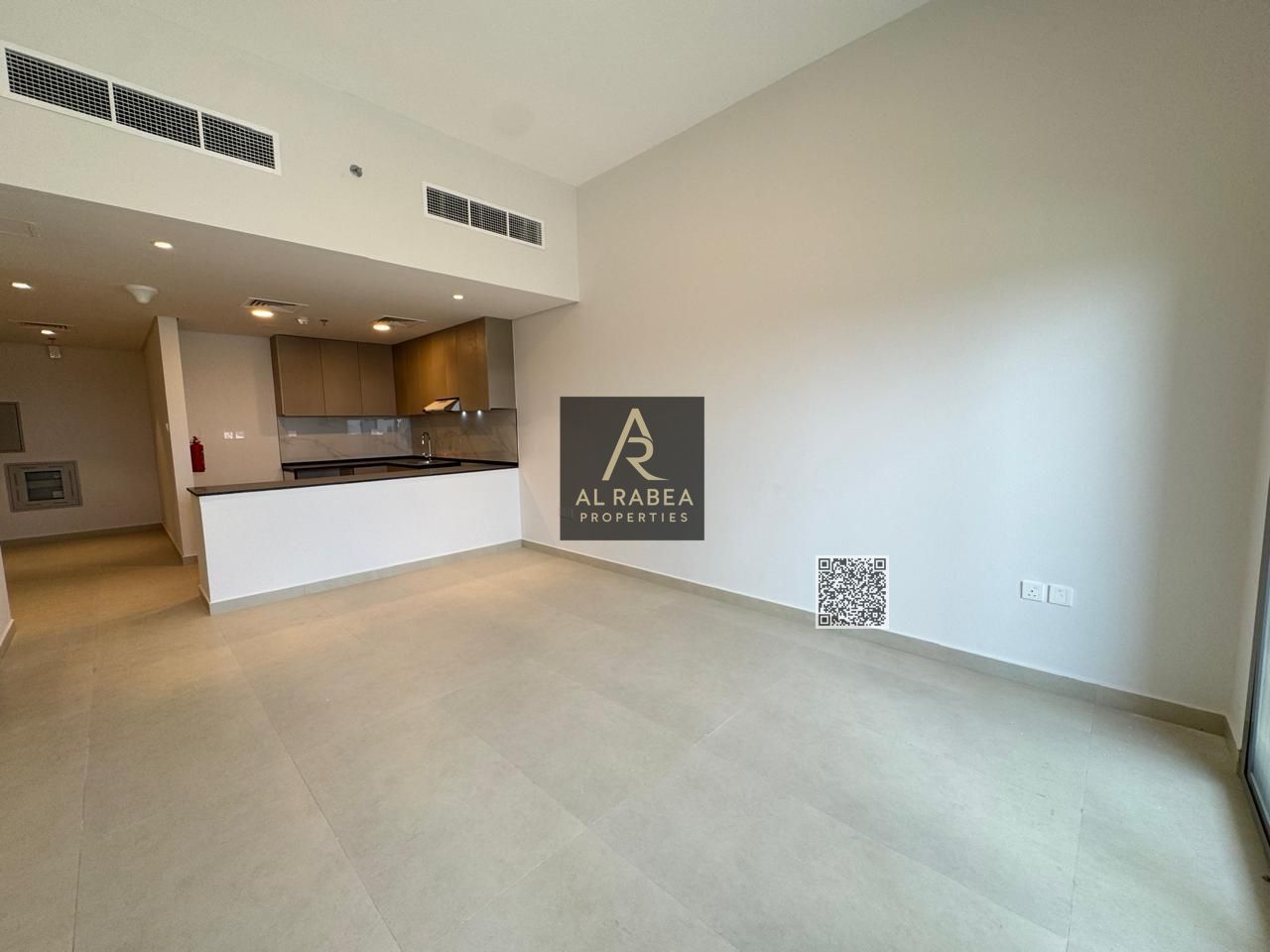 Open view - Built-in wardrobes - Immediate delivery - Swimming pool - Gym - Parking