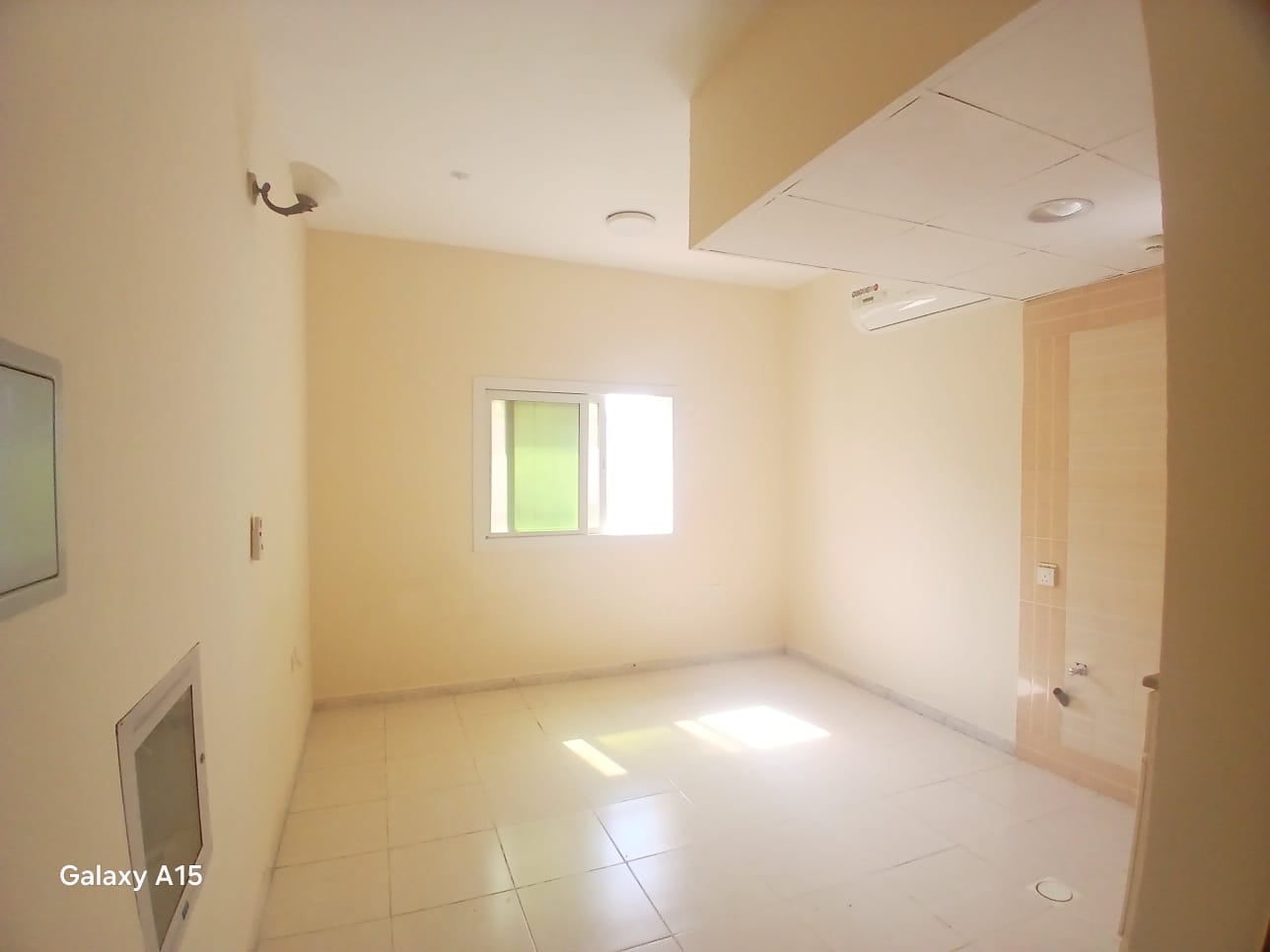 Lavish studio full family building near to Jim's school