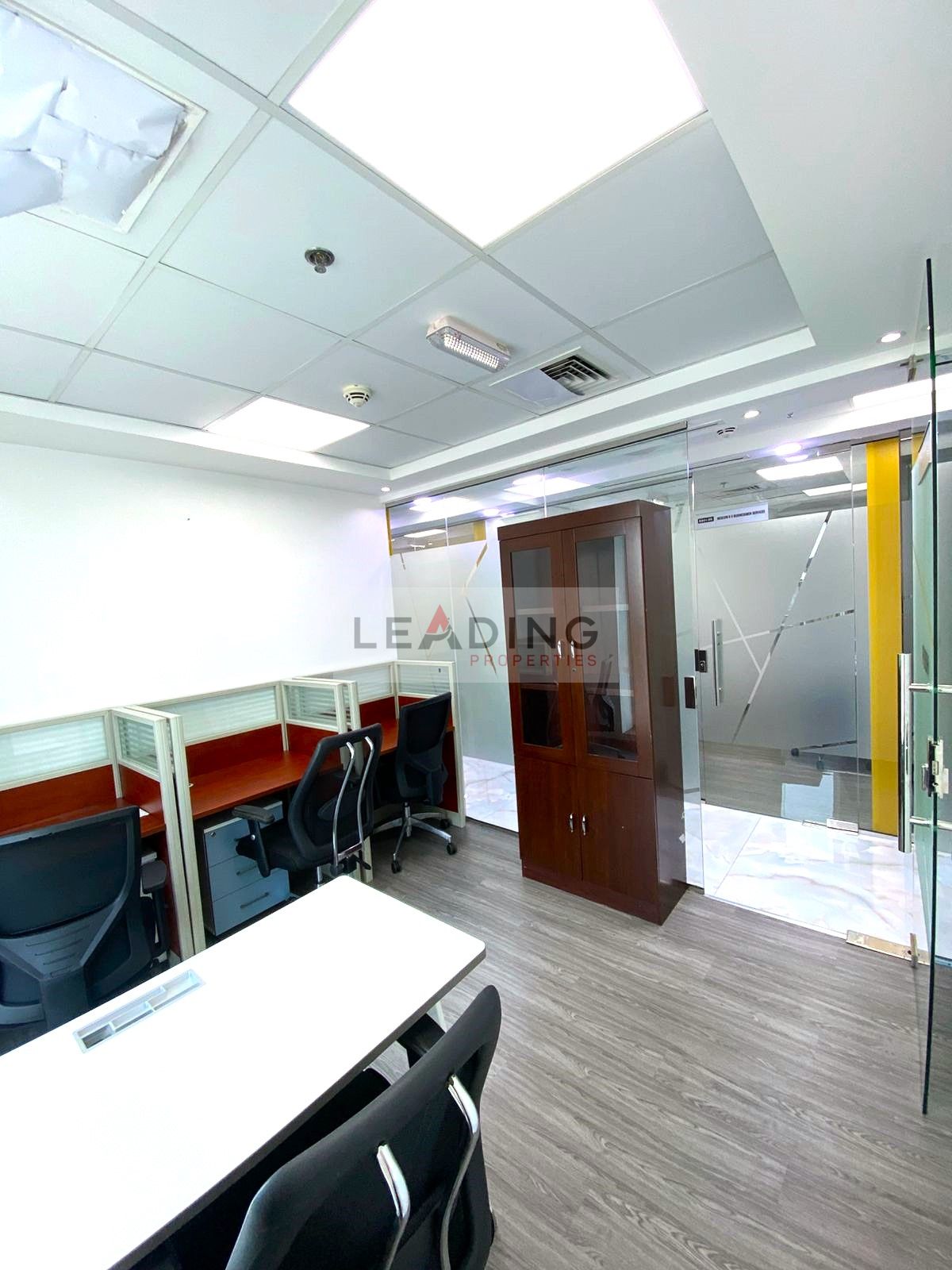 FURNISHED OFFICE WITH DUBAI MUSEUM VIEW