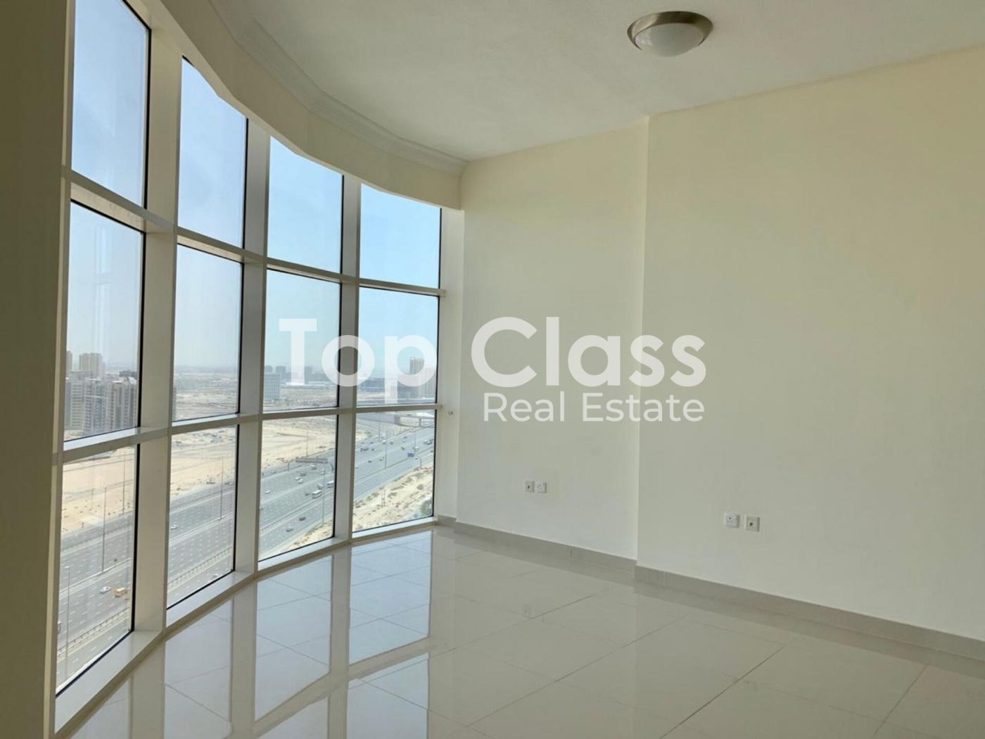 Unfurnished | Ready to Move in | Flexible Cheques