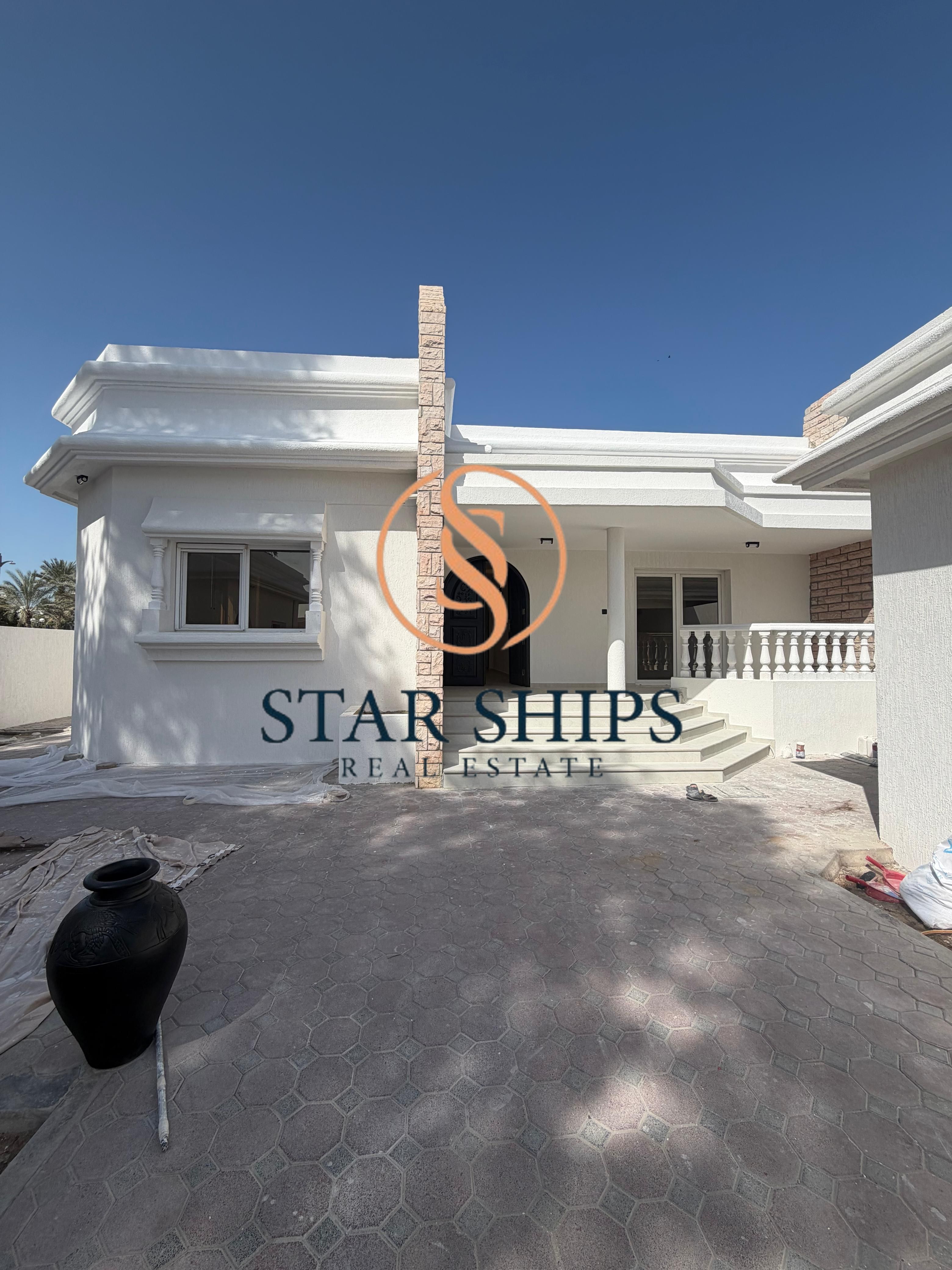 Fully Renovated 4BR Villa | Elegant Finishes | Prime Location in Jumeirah 3
