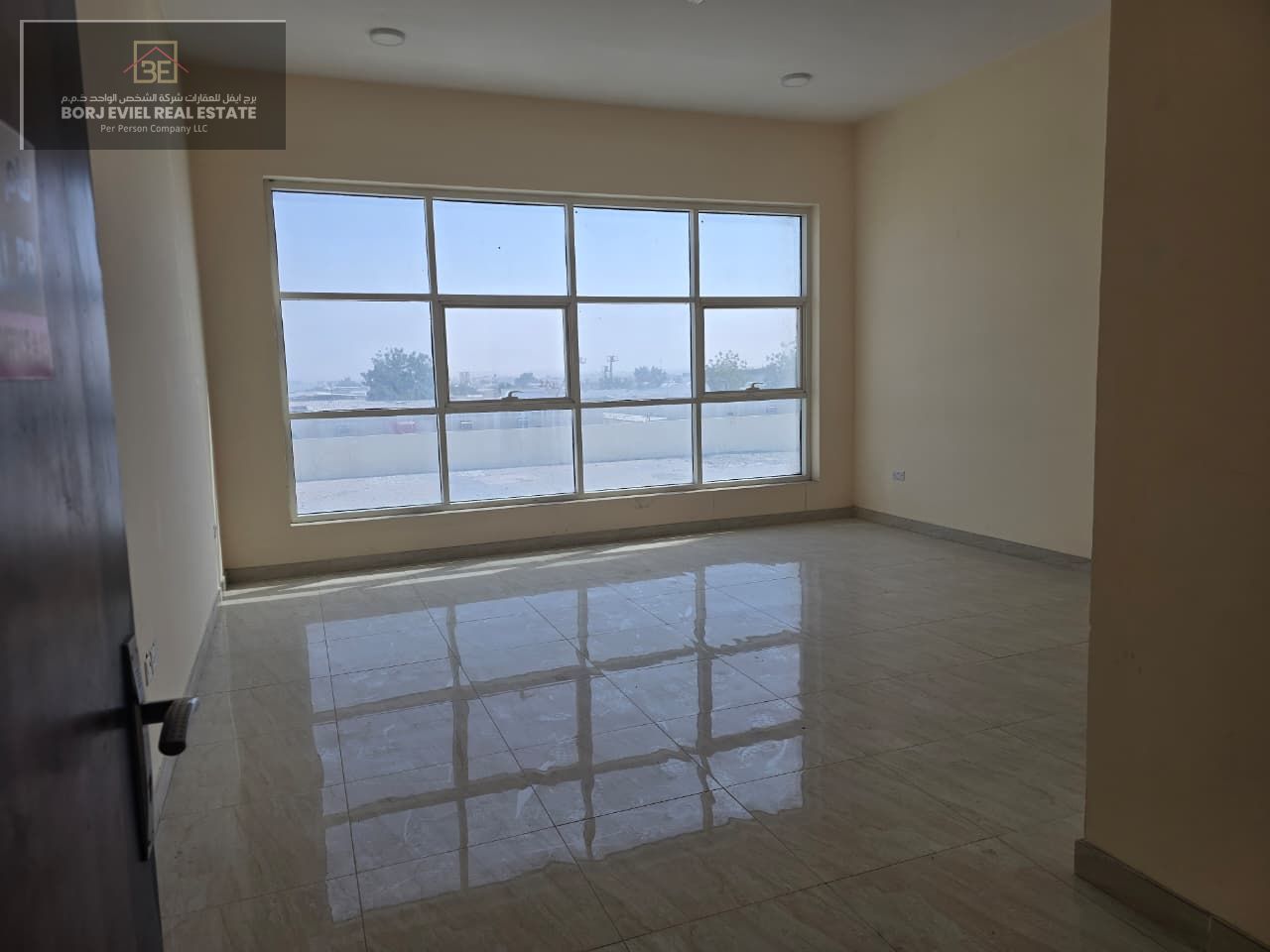 380 sqft office for rent in al sajaa,sharjah