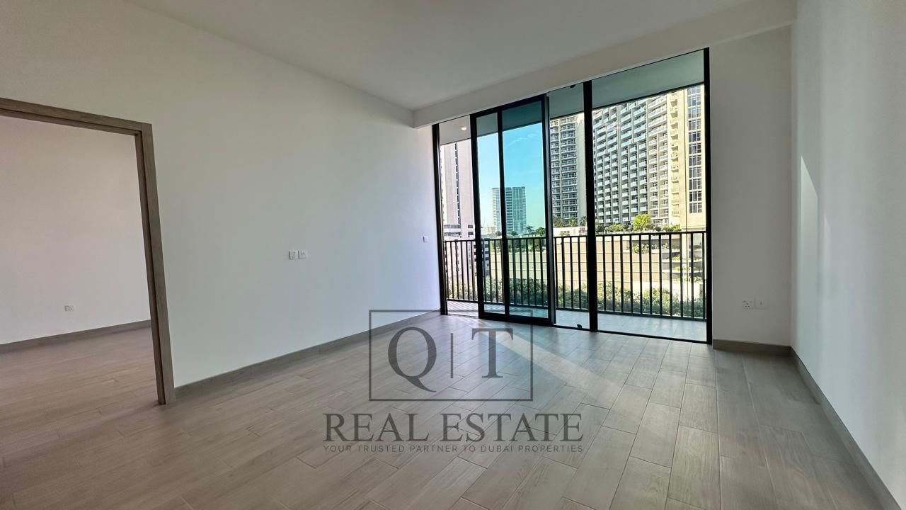 Brand New | Big Layout | Prime Luma Park Views