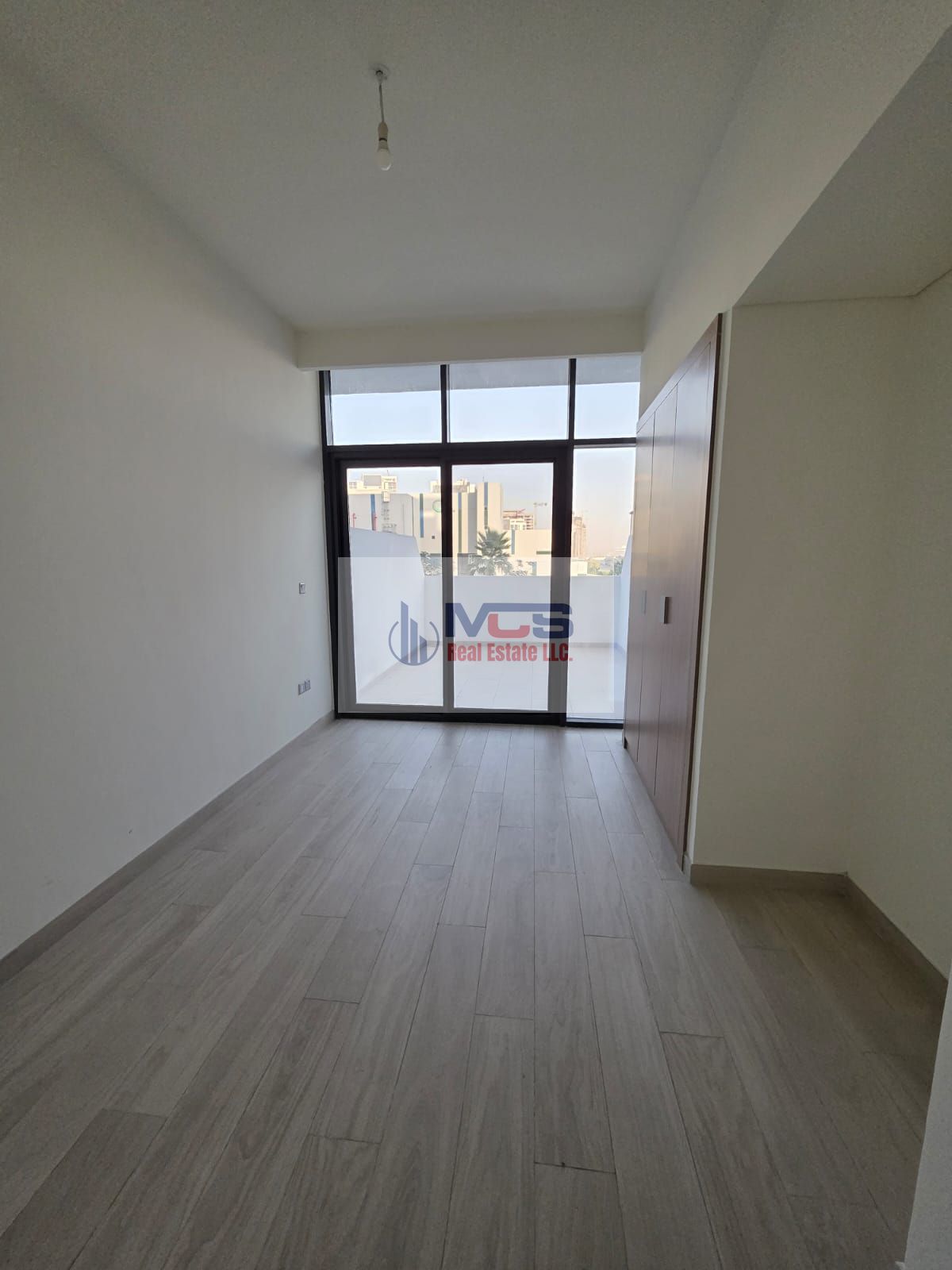 Spacious Layout | Ready to Move | Boulevard View | Chiller Free