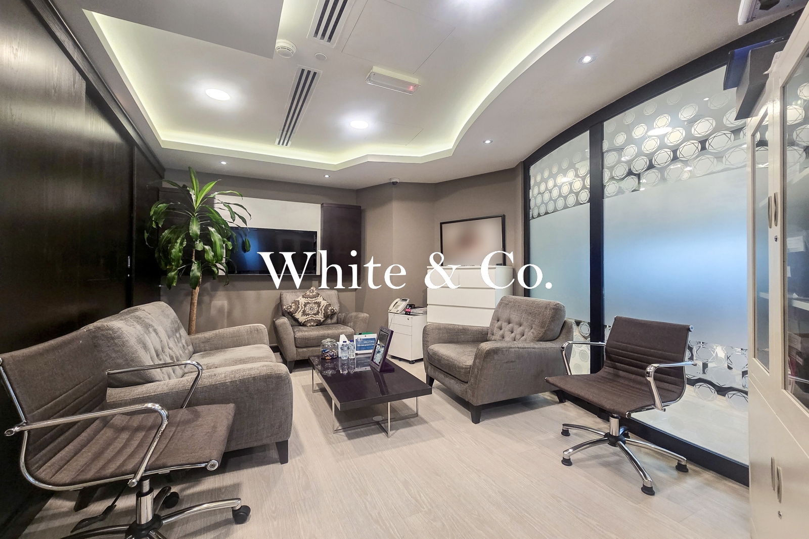 Fully Fitted Office | 6 Parking | Available