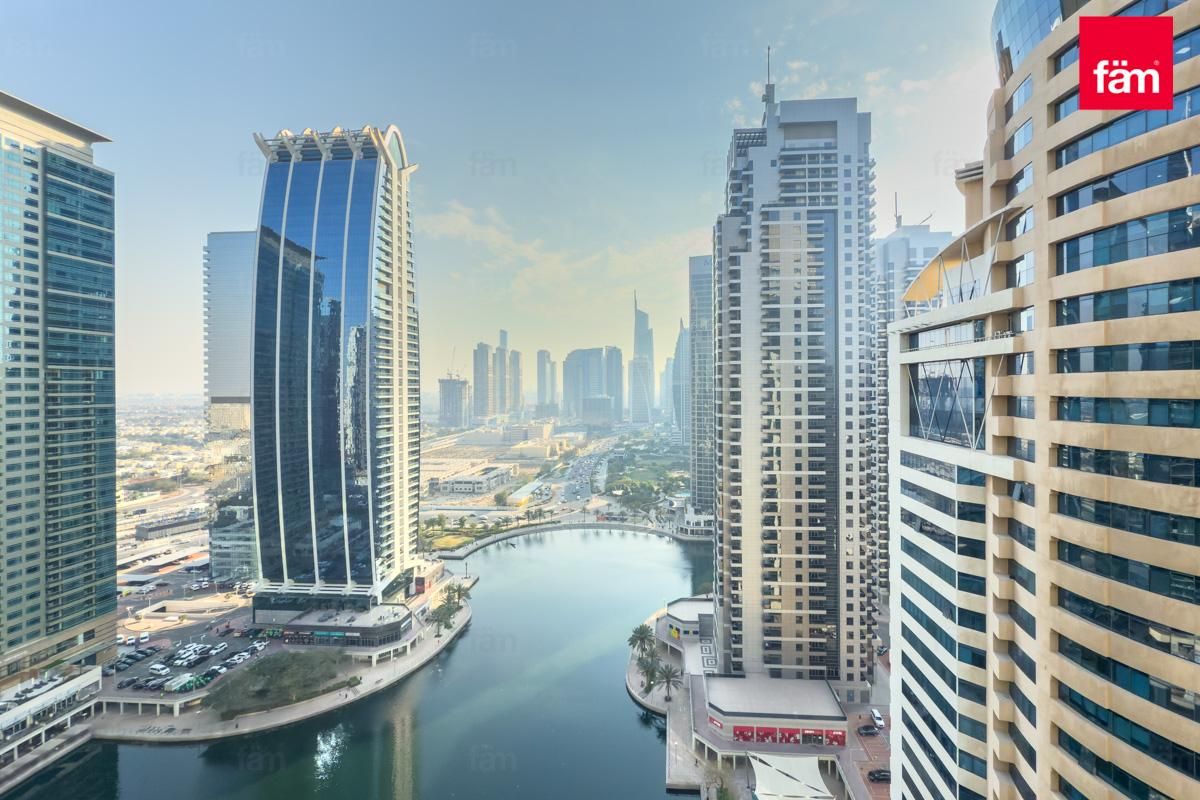 Vacant | SemiFitted | DMCC License