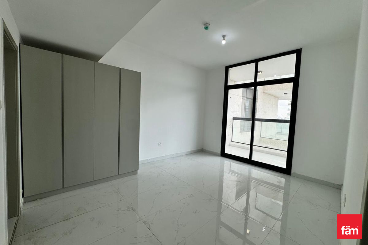 Brand New | Villa View | Chiller Free | Spacious