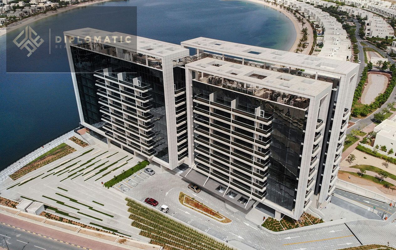 Premium 2BR | Full Sea & Lagoon View | Large Layout | Mina Al Arab